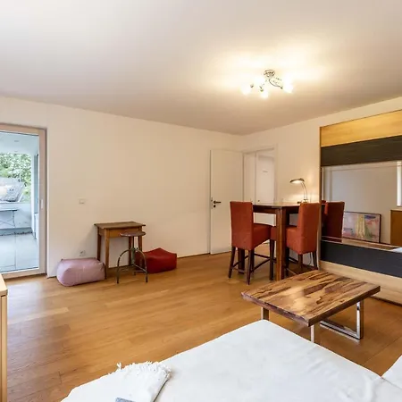 Bauhausvilla Am Ammersee Holiday home *